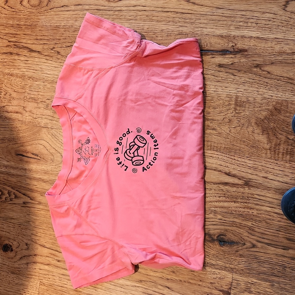 Life Is Good T-shirt. Size XL V-neck